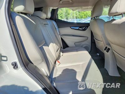 Zdjęcie 11 z 13 samochodu: 2018 NISSAN ROGUE SPORT SL VIN:JN1BJ1CP0JW188640 - miniatura