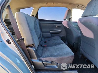 Zdjęcie 10 z 12 samochodu: 2012 TOYOTA PRIUS V TWO VIN:JTDZN3EU0C3182694 - miniatura