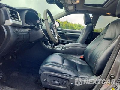 Zdjęcie 7 z 13 samochodu: 2017 TOYOTA HIGHLANDER HYBRID XLE VIN:5TDJGRFH5HS026619 - miniatura