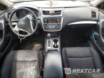 Zdjęcie 8 z 12 samochodu: 2017 NISSAN ALTIMA 2.5 SV VIN:1N4AL3AP0HC130739 - miniatura