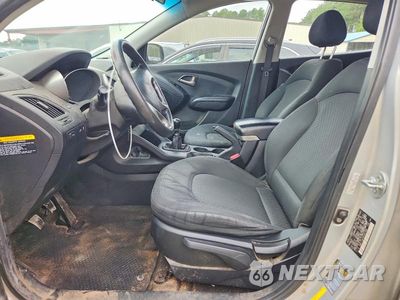 Zdjęcie 7 z 14 samochodu: 2010 HYUNDAI TUCSON GLS VIN:KM8JT3AC8AU061656 - miniatura