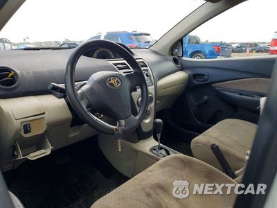 Zdjęcie 8 z 12 samochodu: 2007 TOYOTA YARIS BASE VIN:JTDBT923171045044 - miniatura
