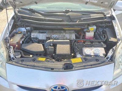 Zdjęcie 11 z 12 samochodu: 2011 TOYOTA PRIUS TWO VIN:JTDKN3DU7B5324478 - miniatura