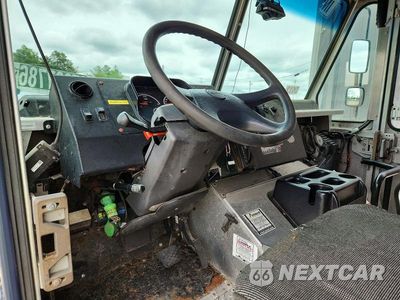 Zdjęcie 8 z 13 samochodu: 2020 FREIGHTLINER MT45G CHASSIS DELIVERY TRUCK VIN:4UZAC2EA6LCMK2930 - miniatura