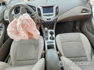 Zdjęcie 8 z 12 samochodu: 2017 CHEVROLET CRUZE LS VIN:1G1BC5SM9H7259756 - miniatura