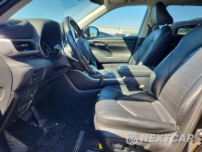 Zdjęcie 7 z 12 samochodu: 2020 TOYOTA HIGHLANDER XLE VIN:5TDGZRAH8LS504178 - miniatura
