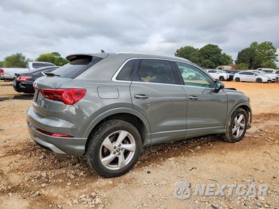 Trzecie zdjęcie samochodu z tyłu: 2019 AUDI Q3 PREMIUM VIN:WA1AECF35K1082632 - miniatura