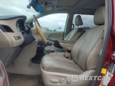 Zdjęcie 7 z 14 samochodu: 2012 TOYOTA SIENNA LIMITED 7-PASSENGER VIN:5TDYK3DC4CS270868 - miniatura