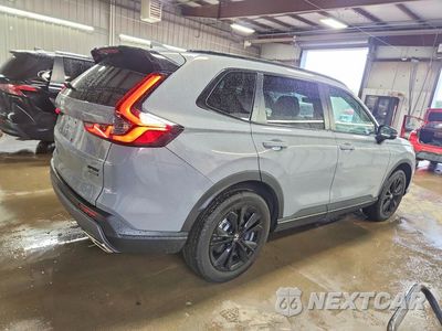Trzecie zdjęcie samochodu z tyłu: 2026 HONDA CR-V SPORT TOURING VIN:7FARS6H98TE148916 - miniatura