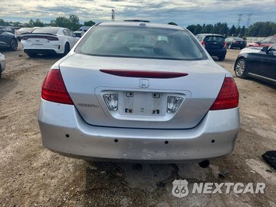 Zdjęcie 6 z 13 samochodu: 2007 HONDA ACCORD EX VIN:1HGCM56817A211533 - miniatura