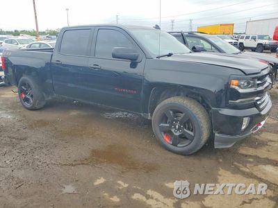 Czwarte zdjęcie samochodu z boku: 2018 CHEVROLET SILVERADO K1500 LTZ VIN:3GCUKSEJ0JG146145 - miniatura