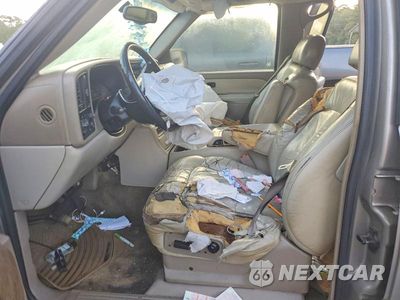 Zdjęcie 7 z 12 samochodu: 2002 CHEVROLET TAHOE C1500 VIN:1GNEC13Z12J330621 - miniatura