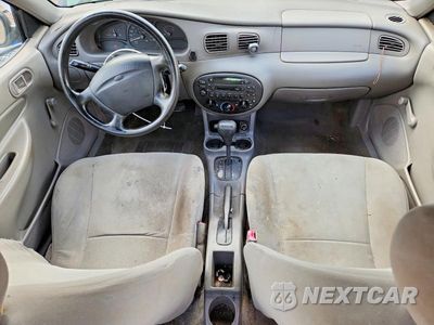 Zdjęcie 8 z 12 samochodu: 2002 FORD ESCORT VIN:3FAFP13P12R193109 - miniatura