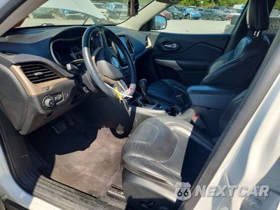 Zdjęcie 7 z 13 samochodu: 2018 JEEP CHEROKEE LIMITED VIN:1C4PJLDB7JD567874 - miniatura