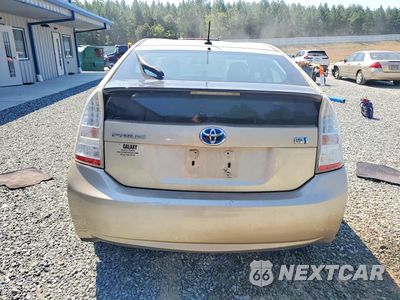 Zdjęcie 6 z 12 samochodu: 2011 TOYOTA PRIUS FOUR VIN:JTDKN3DU8B1400135 - miniatura