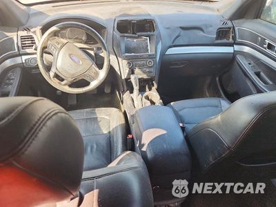 Zdjęcie 8 z 13 samochodu: 2016 FORD EXPLORER XLT VIN:1FM5K8D82GGC27377 - miniatura