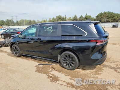 Trzecie zdjęcie samochodu z tyłu: 2023 TOYOTA SIENNA LE VIN:5TDKRKEC0PS166958 - miniatura