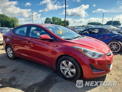 Czwarte zdjęcie samochodu z boku: 2016 HYUNDAI ELANTRA SE VIN:5NPDH4AE8GH739223 - miniatura