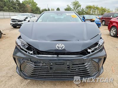 Piąte zdjęcie samochodu w środku: 2025 TOYOTA CAMRY XLE VIN:4T1DAACK8SU625996 - miniatura