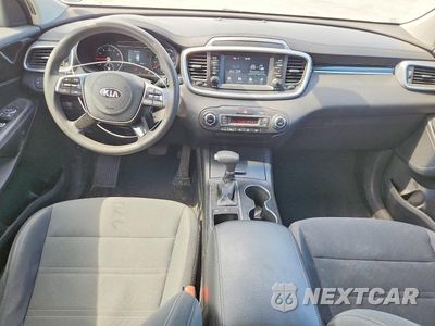 Zdjęcie 8 z 13 samochodu: 2019 KIA SORENTO LX V6 VIN:5XYPGDA58KG442131 - miniatura