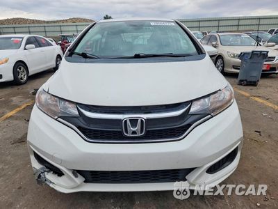 Piąte zdjęcie samochodu w środku: 2019 HONDA FIT LX VIN:3HGGK5H43KM706992 - miniatura