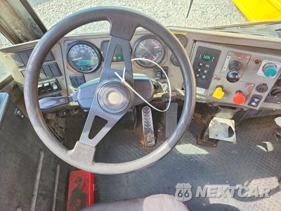 Zdjęcie 8 z 13 samochodu: 2022 TERMINAL INVESTMENT CORP YARD TRUCK VIN:1T9TSTA80NR825014 - miniatura