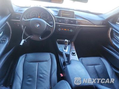 Zdjęcie 8 z 12 samochodu: 2013 BMW 328 I SULEV VIN:WBA3C1C51DF435630 - miniatura