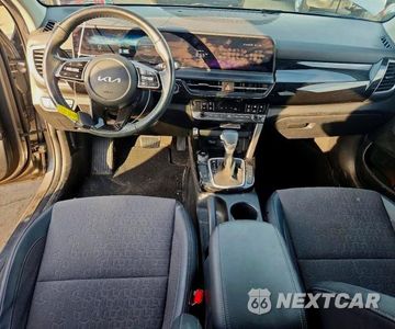 Zdjęcie 8 z 12 samochodu: 2024 KIA SELTOS S VIN:KNDEU2AA2R7502476 - miniatura