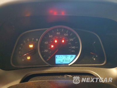 Zdjęcie 9 z 13 samochodu: 2014 TOYOTA RAV4 XLE VIN:2T3RFREV3EW139525 - miniatura