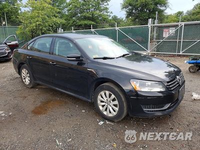 Czwarte zdjęcie samochodu z boku: 2015 VOLKSWAGEN PASSAT S VIN:1VWAT7A32FC004679 - miniatura