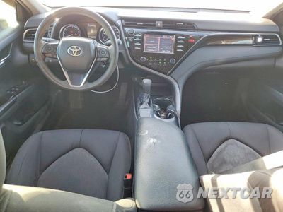 Zdjęcie 8 z 12 samochodu: 2019 TOYOTA CAMRY LE VIN:4T1B11HK2KU247187 - miniatura