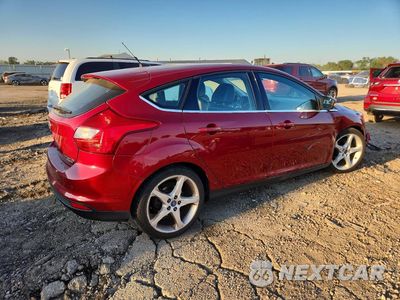 Trzecie zdjęcie samochodu z tyłu: 2013 FORD FOCUS TITANIUM VIN:1FADP3N20DL231838 - miniatura