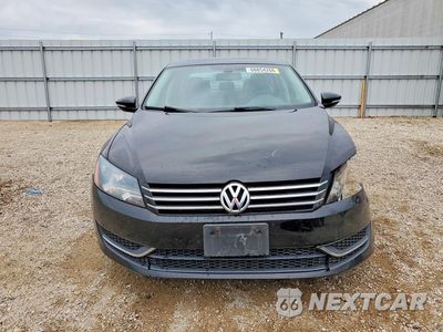 Piąte zdjęcie samochodu w środku: 2012 VOLKSWAGEN PASSAT SE VIN:1VWBH7A38CC053029 - miniatura