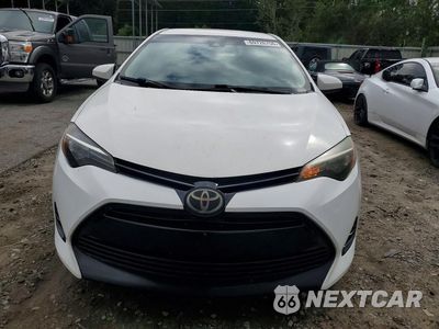 Piąte zdjęcie samochodu w środku: 2017 TOYOTA COROLLA LE VIN:5YFBURHE5HP585225 - miniatura