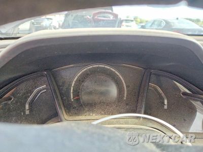 Zdjęcie 9 z 12 samochodu: 2016 HONDA CIVIC LX VIN:19XFC2F53GE250883 - miniatura
