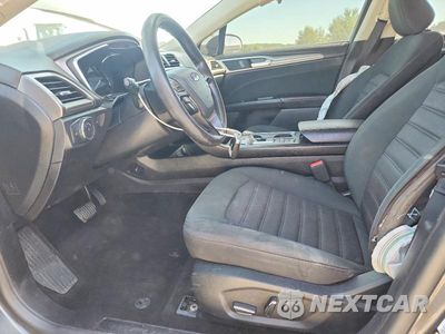 Zdjęcie 7 z 12 samochodu: 2020 FORD FUSION SE VIN:3FA6P0HD5LR108962 - miniatura
