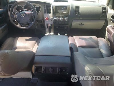 Zdjęcie 8 z 13 samochodu: 2013 TOYOTA TUNDRA CREWMAX SR5 VIN:5TFDW5F11DX281574 - miniatura