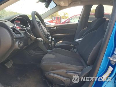 Zdjęcie 7 z 12 samochodu: 2016 DODGE DART SE VIN:1C3CDFAA9GD530437 - miniatura