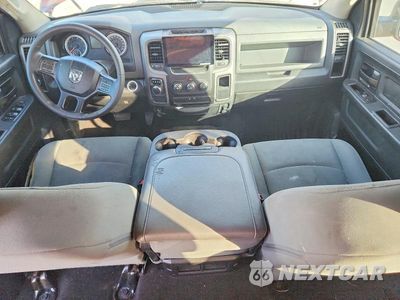 Zdjęcie 8 z 12 samochodu: 2018 RAM 1500 ST VIN:1C6RR6KT8JS132024 - miniatura