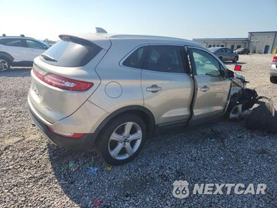 Trzecie zdjęcie samochodu z tyłu: 2017 LINCOLN MKC PREMIERE VIN:5LMCJ1C90HUL51773 - miniatura