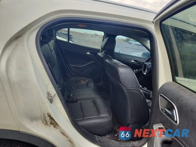 Zdjęcie 11 z 13 samochodu: 2015 MERCEDES-BENZ GLA 250 4MATIC VIN:WDCTG4GB9FJ058371 - miniatura