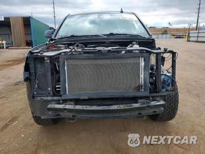Piąte zdjęcie samochodu w środku: 2017 CHEVROLET TAHOE K1500 LT VIN:1GNSKBKC8HR216070 - miniatura