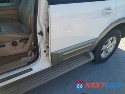 Zdjęcie 12 z 13 samochodu: 2003 FORD EXPEDITION EDDIE BAUER VIN:1FMPU18L13LC56492 - miniatura