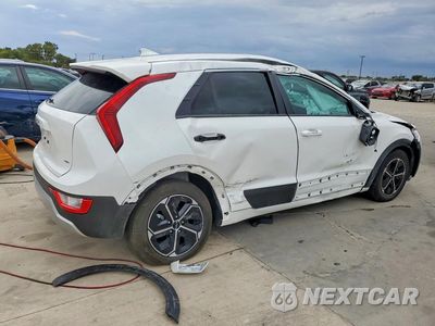 Trzecie zdjęcie samochodu z tyłu: 2026 KIA NIRO LX VIN:KNDCP3LE6T5367333 - miniatura