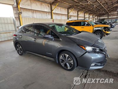 Czwarte zdjęcie samochodu z boku: 2018 NISSAN LEAF SL VIN:1N4AZ1CP3JC313624 - miniatura