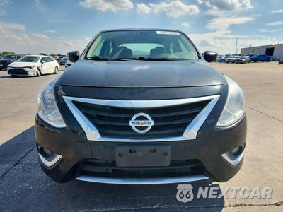 Piąte zdjęcie samochodu w środku: 2018 NISSAN VERSA SV VIN:3N1CN7AP7JL876185 - miniatura