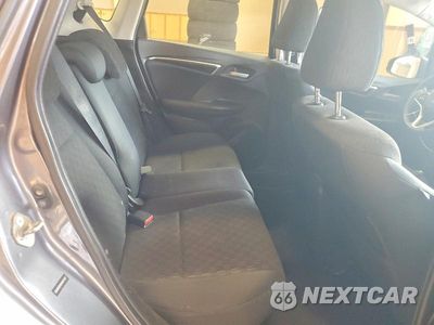 Zdjęcie 10 z 12 samochodu: 2015 HONDA FIT LX VIN:3HGGK5G59FM767327 - miniatura