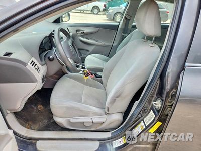 Zdjęcie 7 z 12 samochodu: 2010 TOYOTA COROLLA LE VIN:1NXBU4EE0AZ350646 - miniatura