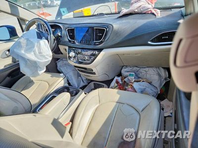Zdjęcie 8 z 13 samochodu: 2020 CHRYSLER PACIFICA HYBRID LIMITED VIN:2C4RC1N73LR187772 - miniatura