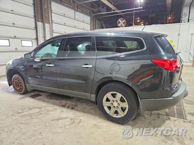 Drugie zdjęcie samochodu z przodu: 2010 CHEVROLET TRAVERSE LT VIN:1GNLVFED2AS124670 - miniatura